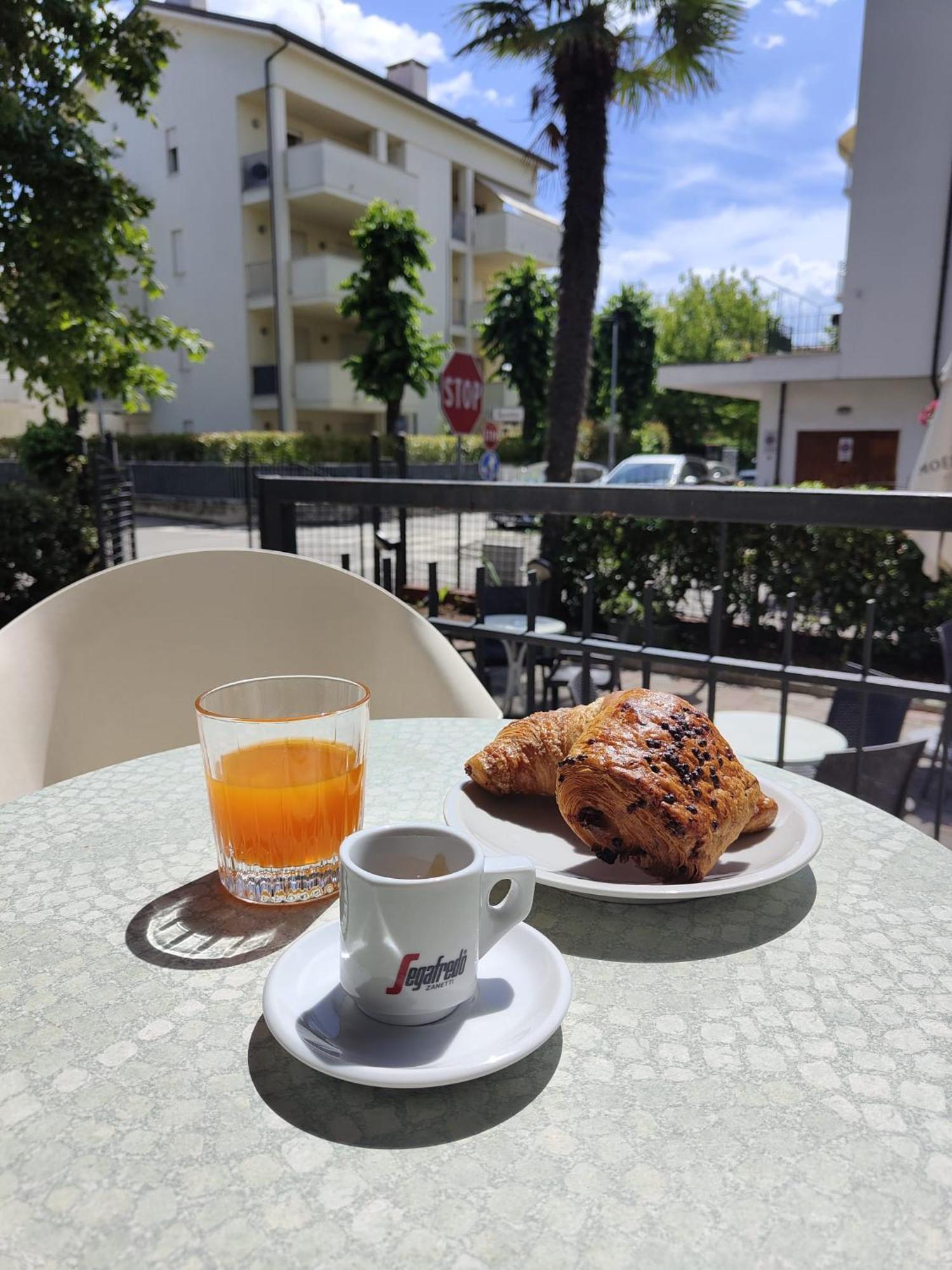 Hotel Montebello ريتشوني المظهر الخارجي الصورة